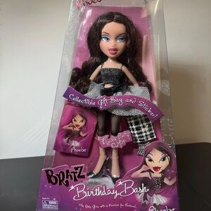 2006 Bratz Birthday Bash Phoebe New in‎ Box